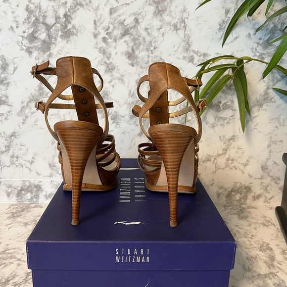Stuart Weitzman Strappy platform leather sandals with wood heels.  Size 9, good - Picture 4 of 5